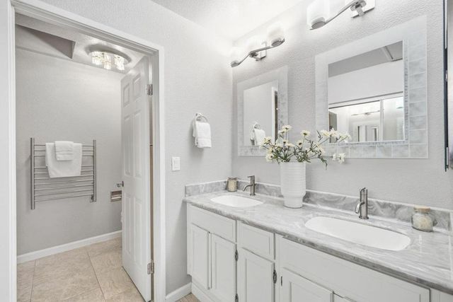2131 Avy Avenue, Menlo Park, CA 94025