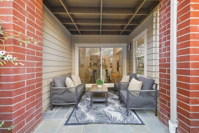 2131 Avy Avenue, Menlo Park, CA 94025