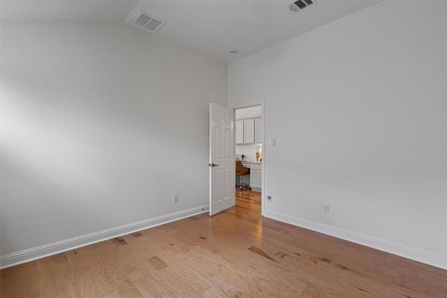 1810 Village Oak CT, Austin, TX 78704