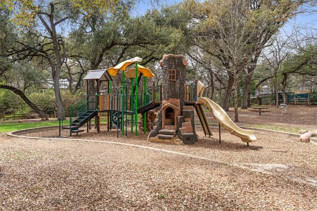 1810 Village Oak CT, Austin, TX 78704