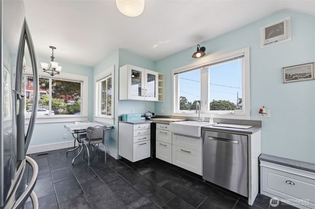 425 Walker Street, Port Townsend, WA 98368