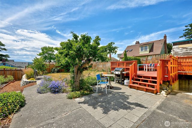 425 Walker Street, Port Townsend, WA 98368