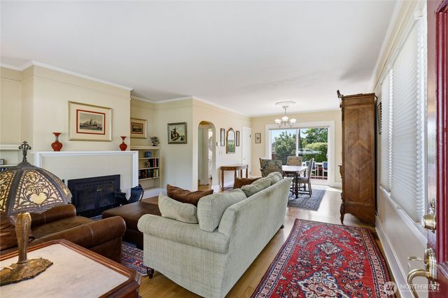 425 Walker Street, Port Townsend, WA 98368