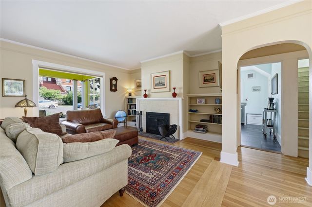 425 Walker Street, Port Townsend, WA 98368