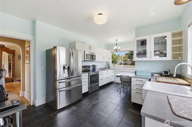 425 Walker Street, Port Townsend, WA 98368