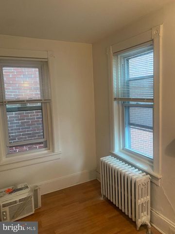 6 PEACE ST, Trenton, NJ 08608