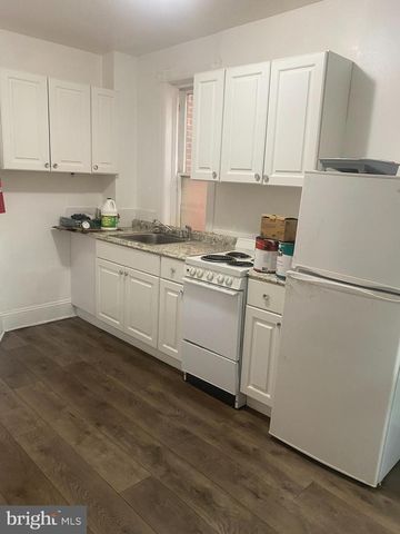 6 PEACE ST, Trenton, NJ 08608