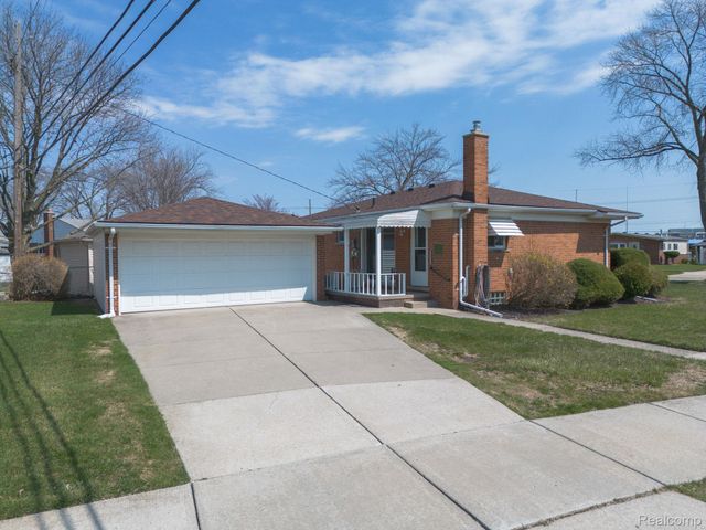 30705 Longfellow Avenue, Madison Heights, MI 48071