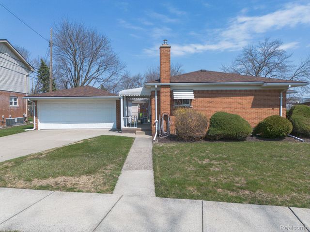 30705 Longfellow Avenue, Madison Heights, MI 48071