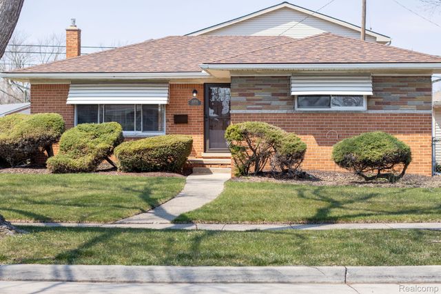 30705 Longfellow Avenue, Madison Heights, MI 48071