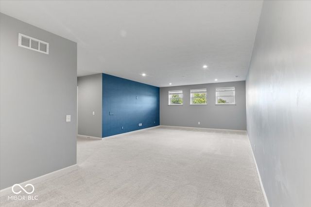 5145 Peachtree Road, Zionsville, IN 46077