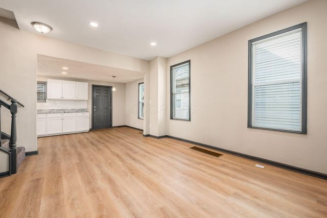 323 W Park Avenue, Columbus, OH 43223