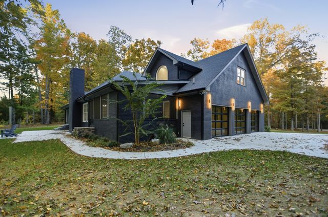 438 Deer Run Rd, Wartrace, TN 37183