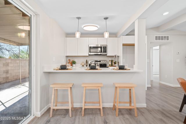 806 N Arcadia Avenue, Tucson, AZ 85711