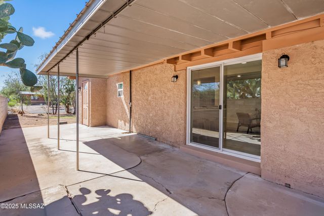 806 N Arcadia Avenue, Tucson, AZ 85711