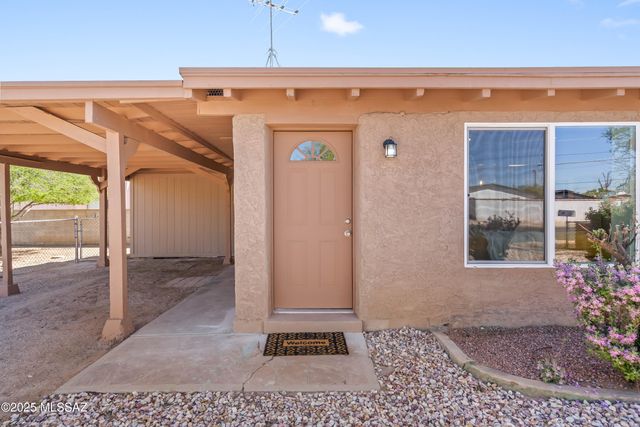 806 N Arcadia Avenue, Tucson, AZ 85711
