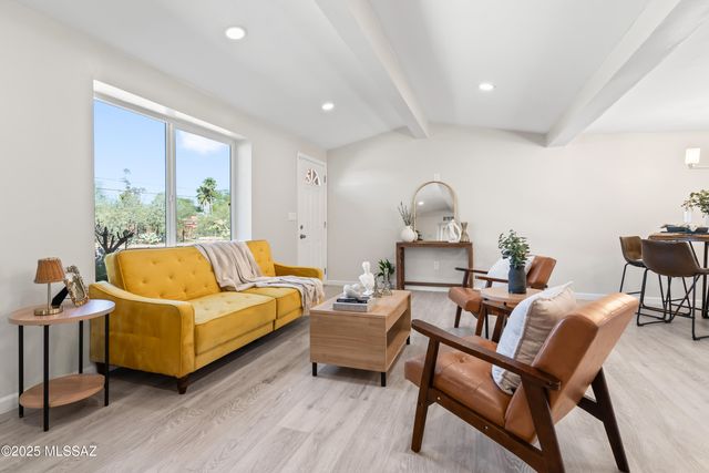 806 N Arcadia Avenue, Tucson, AZ 85711