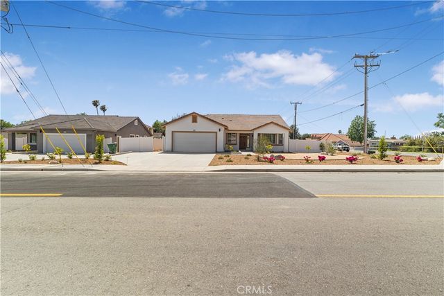 595 E 12th Street, Beaumont, CA 92223