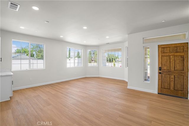 595 E 12th Street, Beaumont, CA 92223