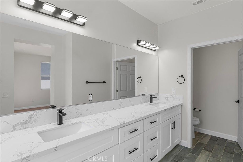 Image 24 of property listing at 595 E 12th, Beaumont, CA 92223
