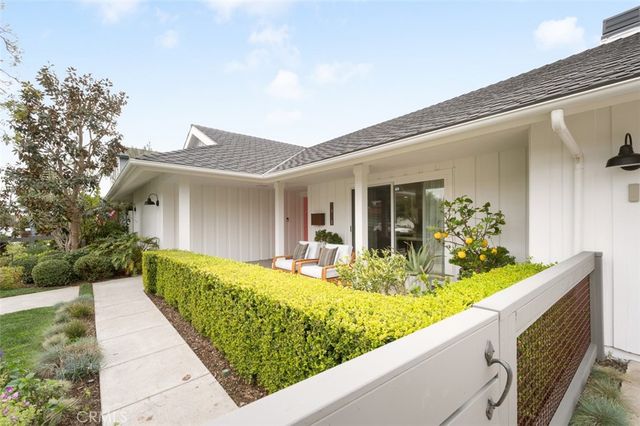 1419 Santiago, Newport Beach, CA 92660