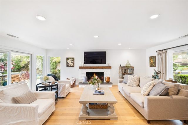 1419 Santiago, Newport Beach, CA 92660