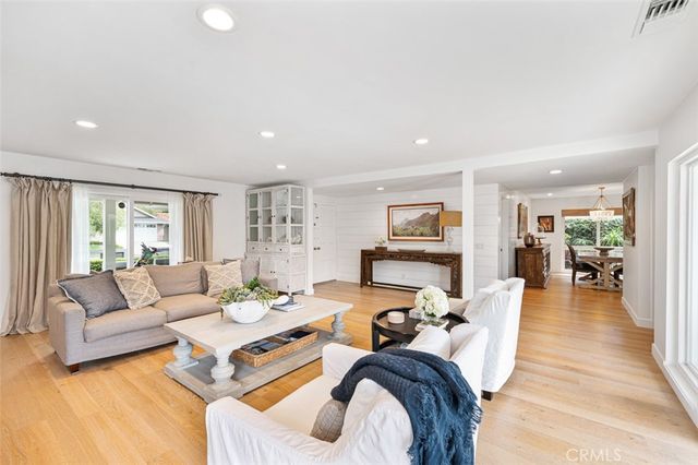 1419 Santiago, Newport Beach, CA 92660