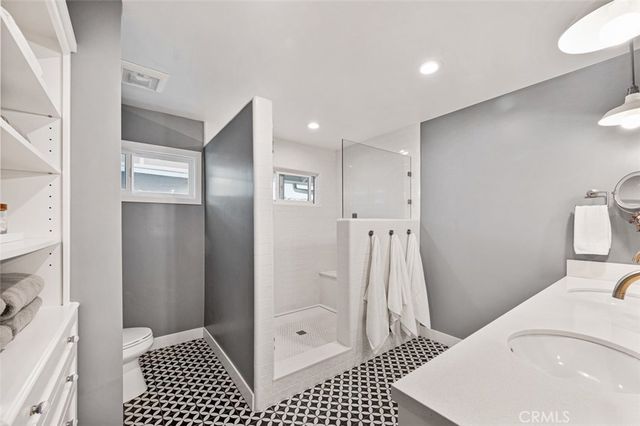 1419 Santiago, Newport Beach, CA 92660
