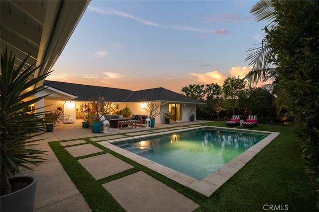 1419 Santiago, Newport Beach, CA 92660