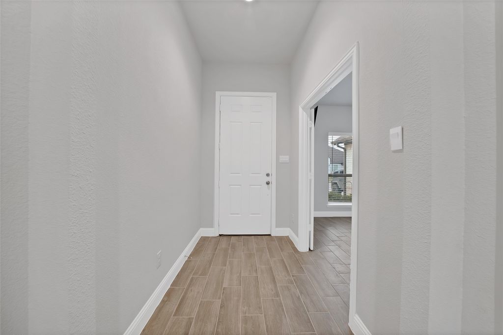 1066 Fleetwood Drive, Justin, TX 76247 — photo 4