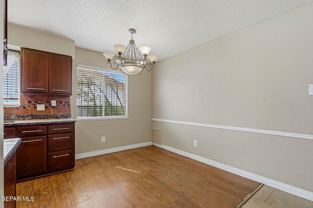 6613 Escondido Drive B, El Paso, TX 79912