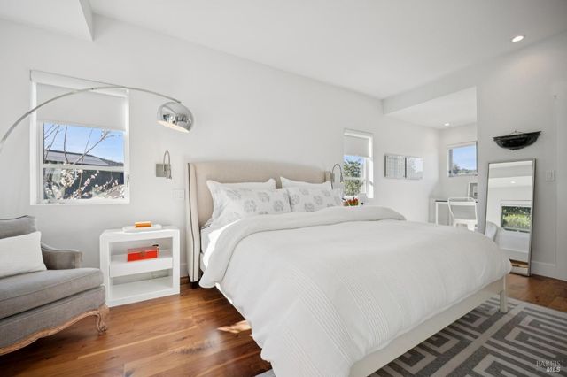 282 Riviera Dr, San Rafael, CA 94901