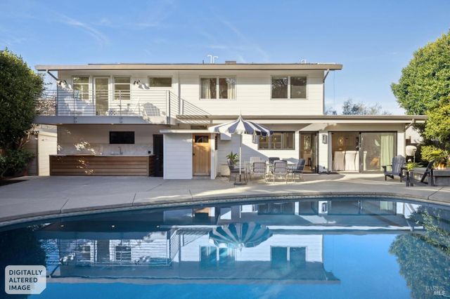 282 Riviera Dr, San Rafael, CA 94901