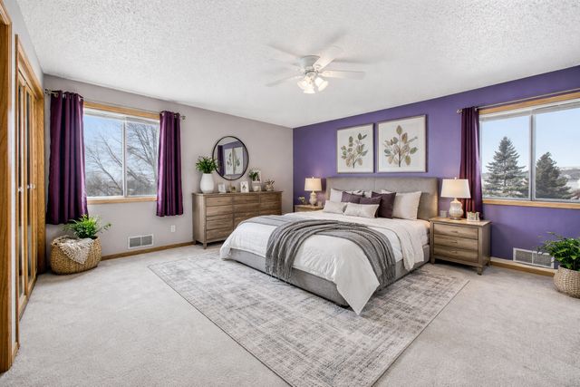 2705 35th Avenue S 202, Fargo, ND 58104