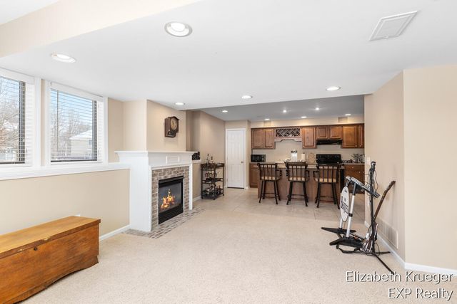 4501 Hickory Grove Court, Ada, MI 49301