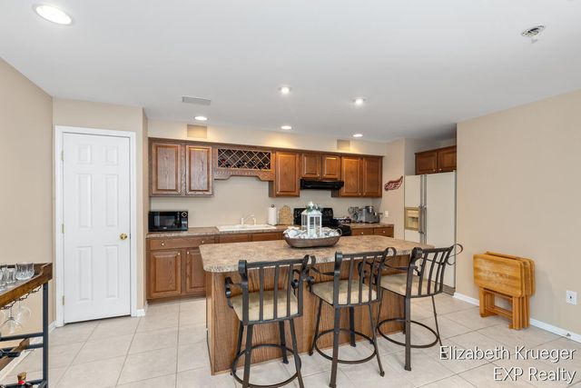 4501 Hickory Grove Court, Ada, MI 49301