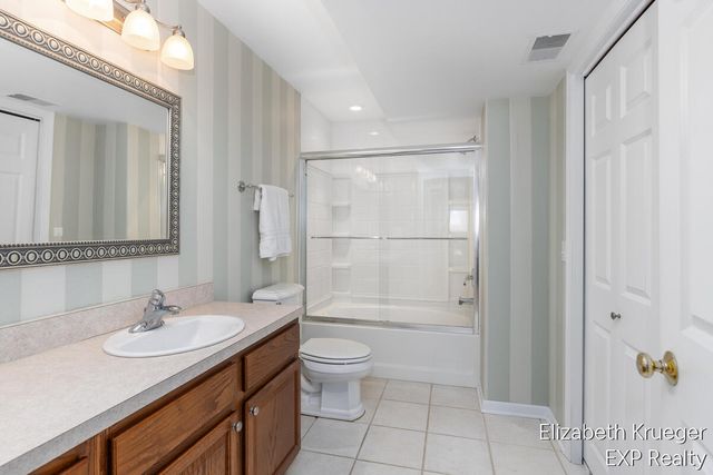 4501 Hickory Grove Court, Ada, MI 49301