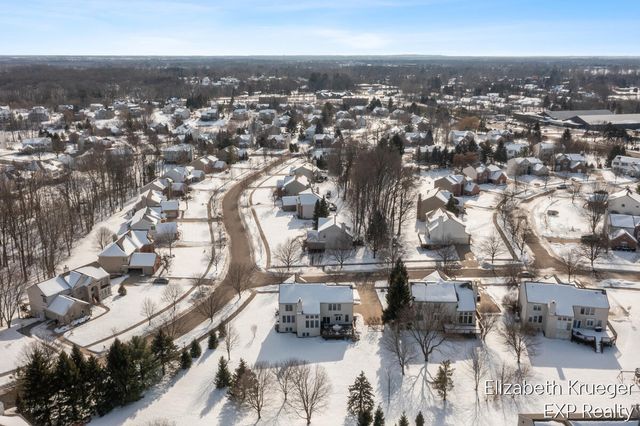 4501 Hickory Grove Court, Ada, MI 49301