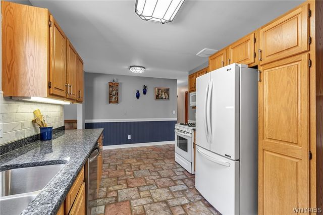 59 Weigand Street, West Seneca, NY 14224
