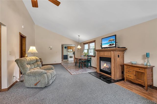 59 Weigand Street, West Seneca, NY 14224