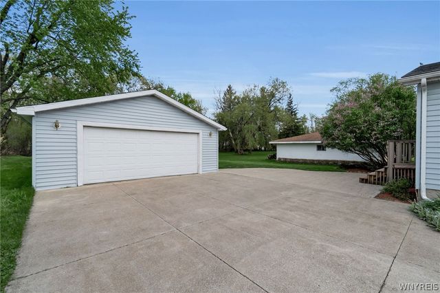 59 Weigand Street, West Seneca, NY 14224
