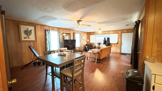 5632 Taylor Road, River Oaks, TX 76114