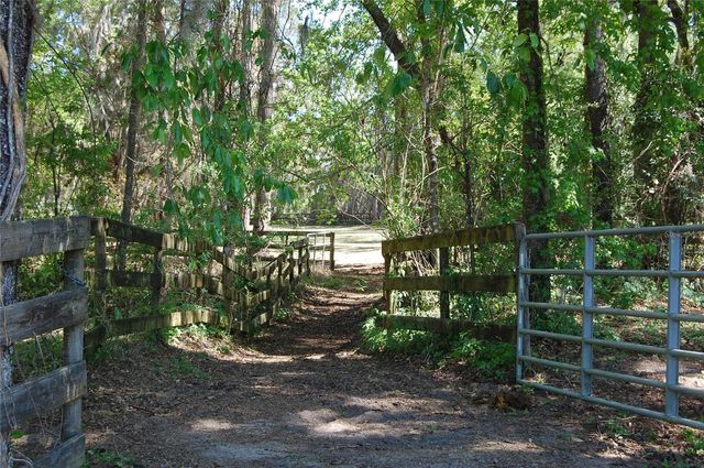 27471 NW 173RD TERRACE, Alachua, FL 32615