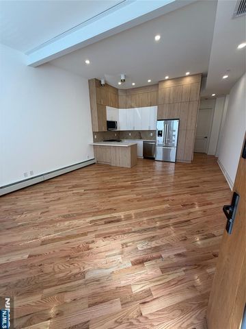 695 Elm Street 2, Kearny, NJ 07032