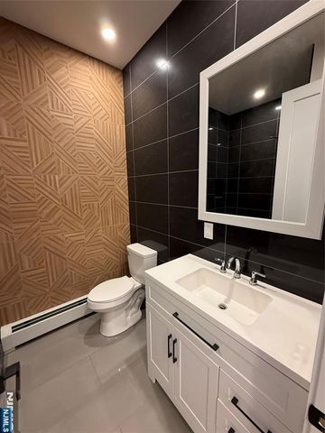 695 Elm Street 2, Kearny, NJ 07032