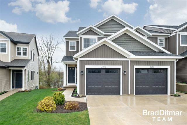 2313 Watertown Way 22, Grand Rapids, MI 49505