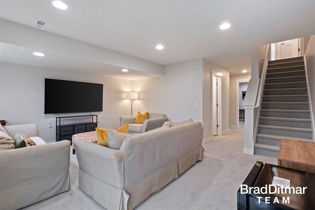 2313 Watertown Way 22, Grand Rapids, MI 49505