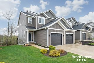 2313 Watertown Way 22, Grand Rapids, MI 49505