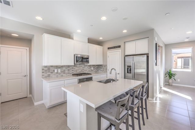 1801 Mangrove Court, Las Vegas, NV 89138