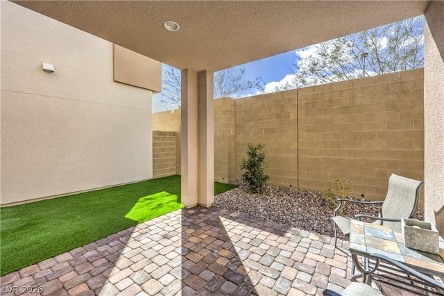 1801 Mangrove Court, Las Vegas, NV 89138